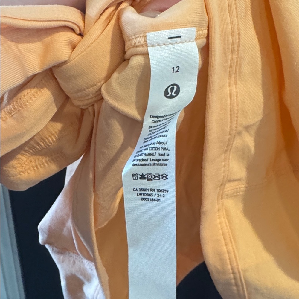 Lululemon twist back top - Picture 3 of 3